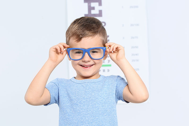 ‎الفحوصات الضرورية من أجل حماية بصر طفلك