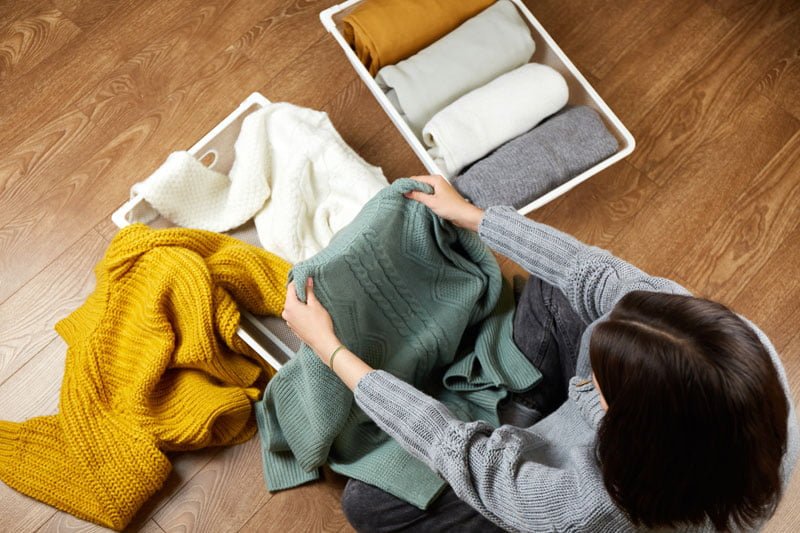طرق تساعدك على تخزين الملابس الشتوية بشكل صحيح
